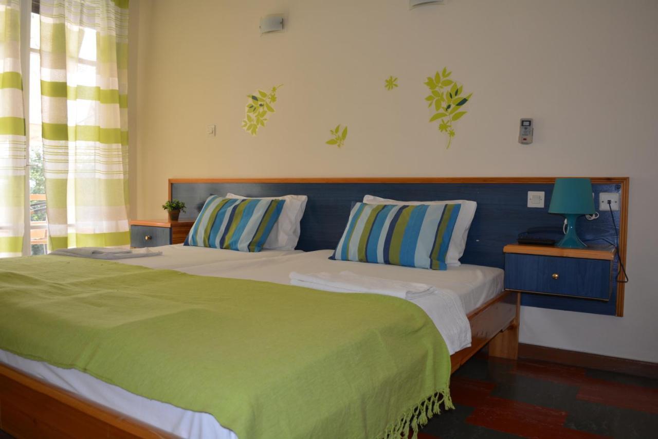 Dimitra Hotel Kamena Vourla Kamer foto